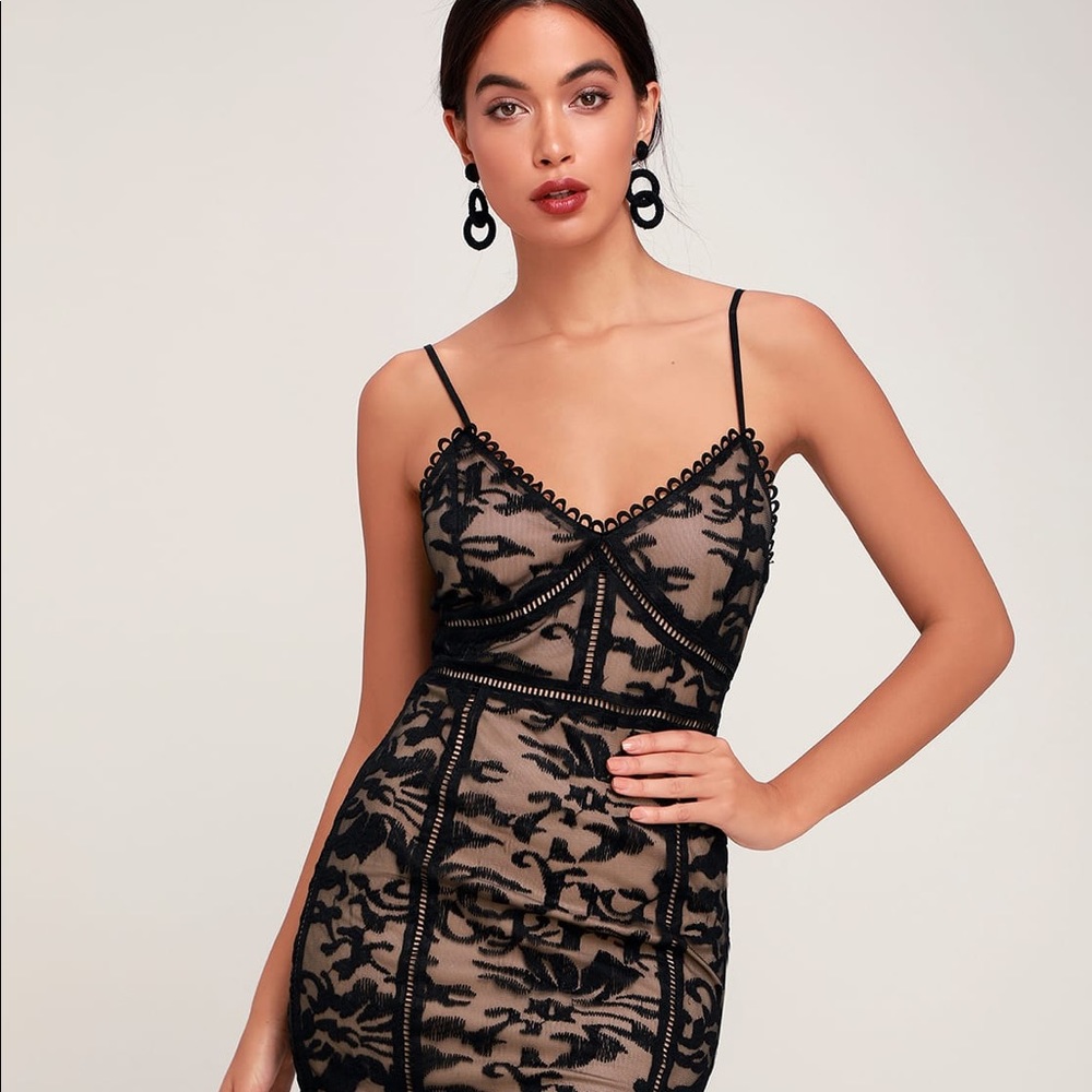 Alluring Love black & nude lace trumpet hem dress